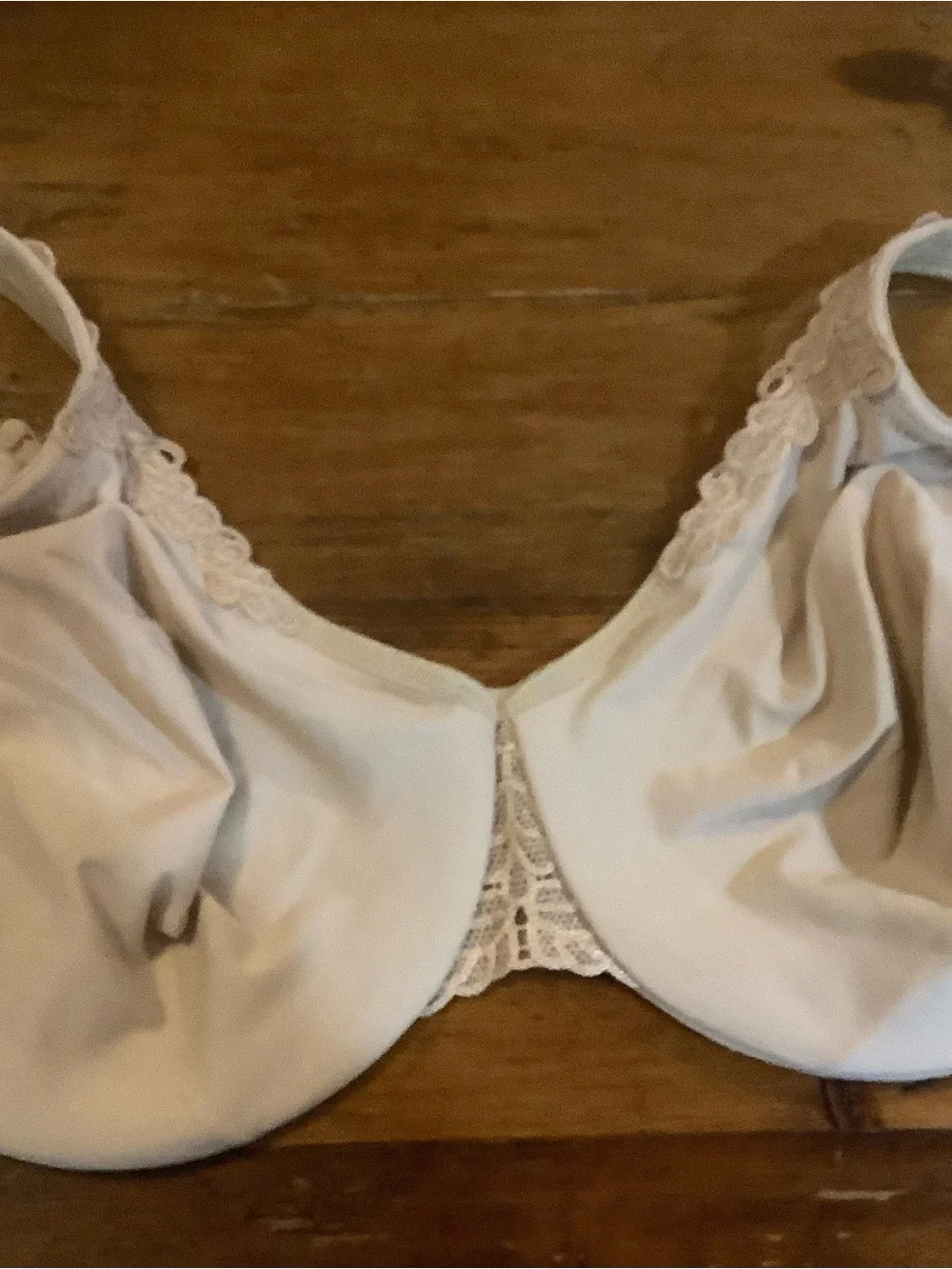 Wacoal Light Beige Lace-Trim Underwire Bra